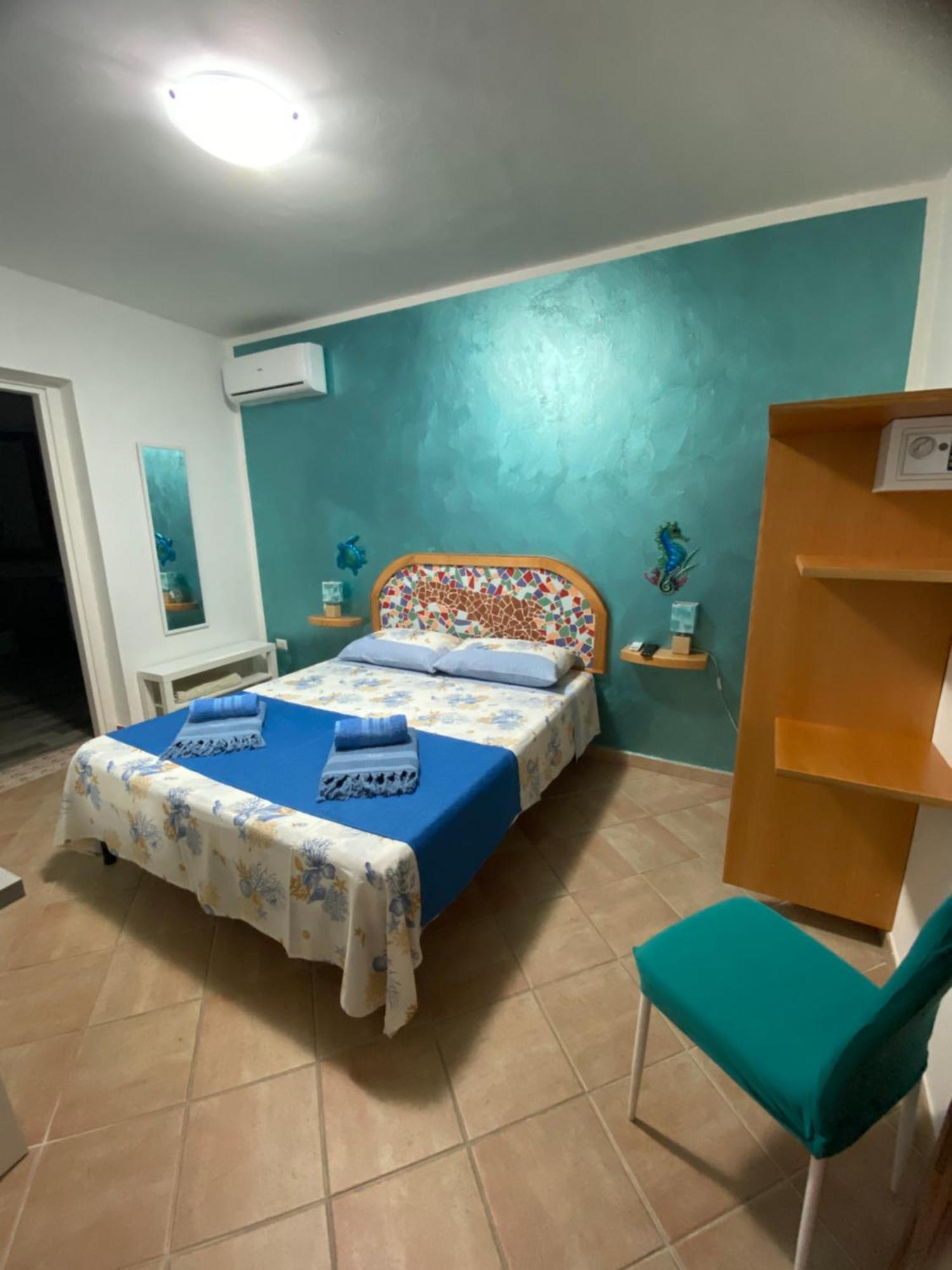 L'Olimpo Sul Mare Bed & Breakfast Lampedusa Exterior foto